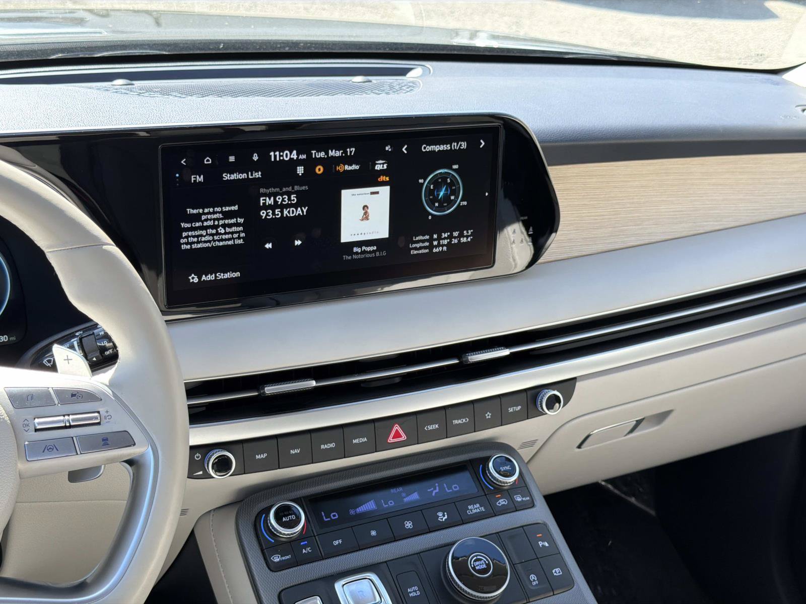 Used 2024 Hyundai Palisade Limited FWD image 10