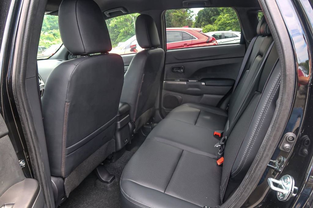 Used 2024 Mitsubishi Outlander Sport SEL image 23