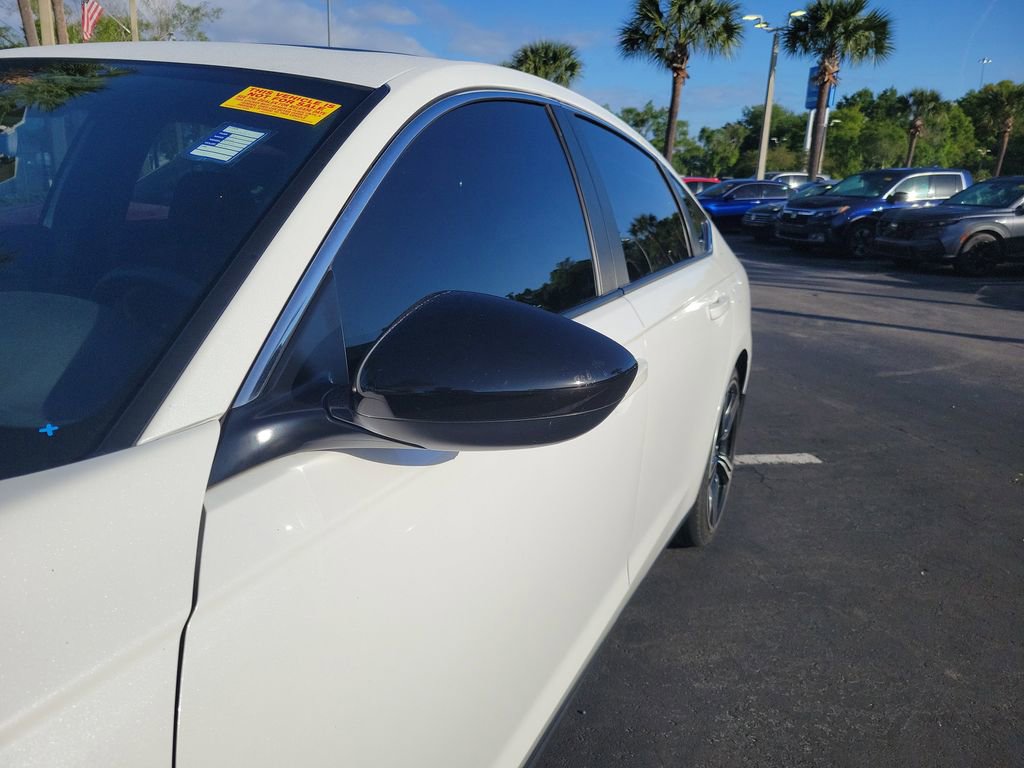 Used 2023 Honda Accord Sport image 6