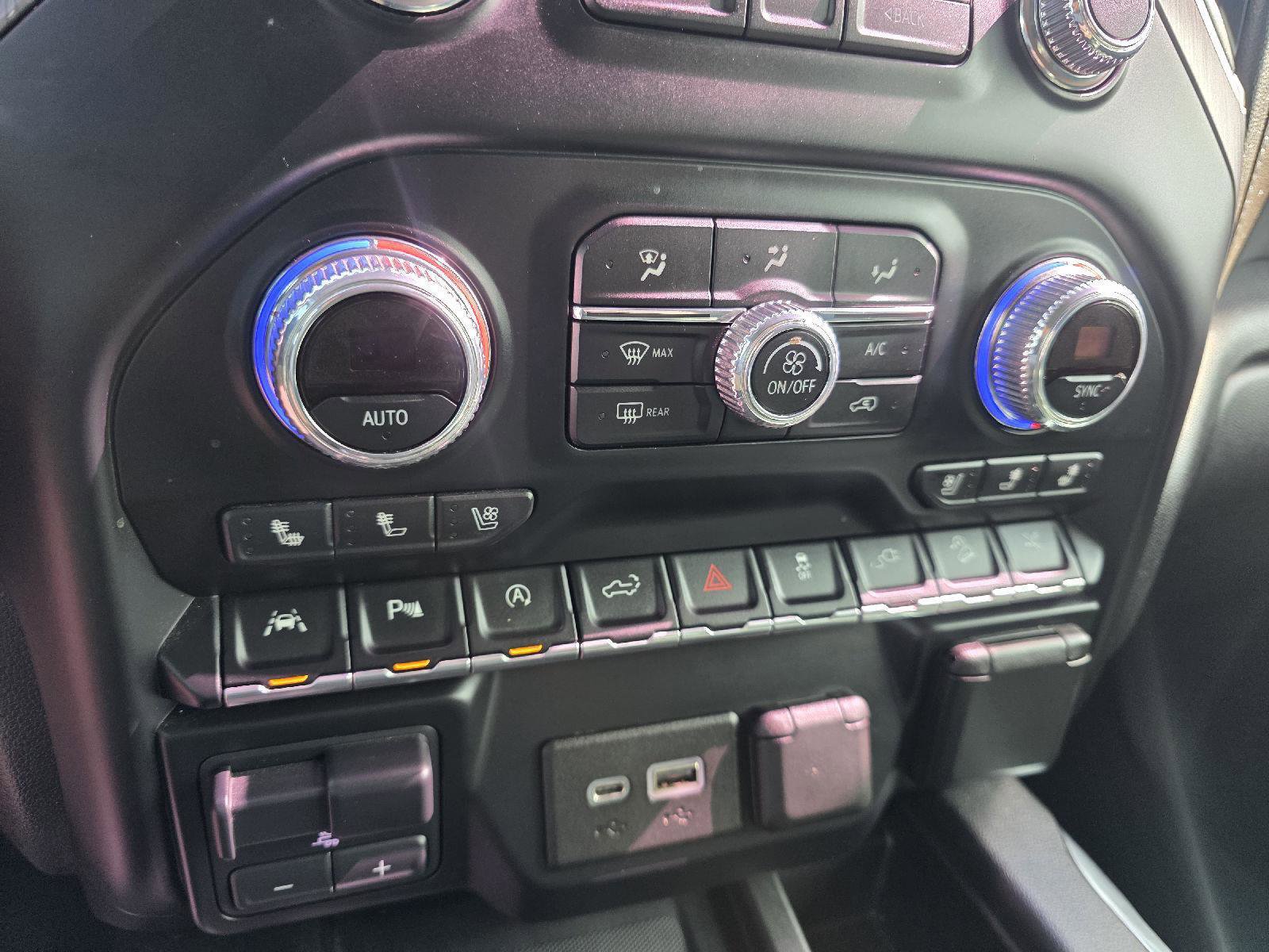 Used 2019 GMC Sierra 1500 Denali w/ Denali Ultimate Package image 18