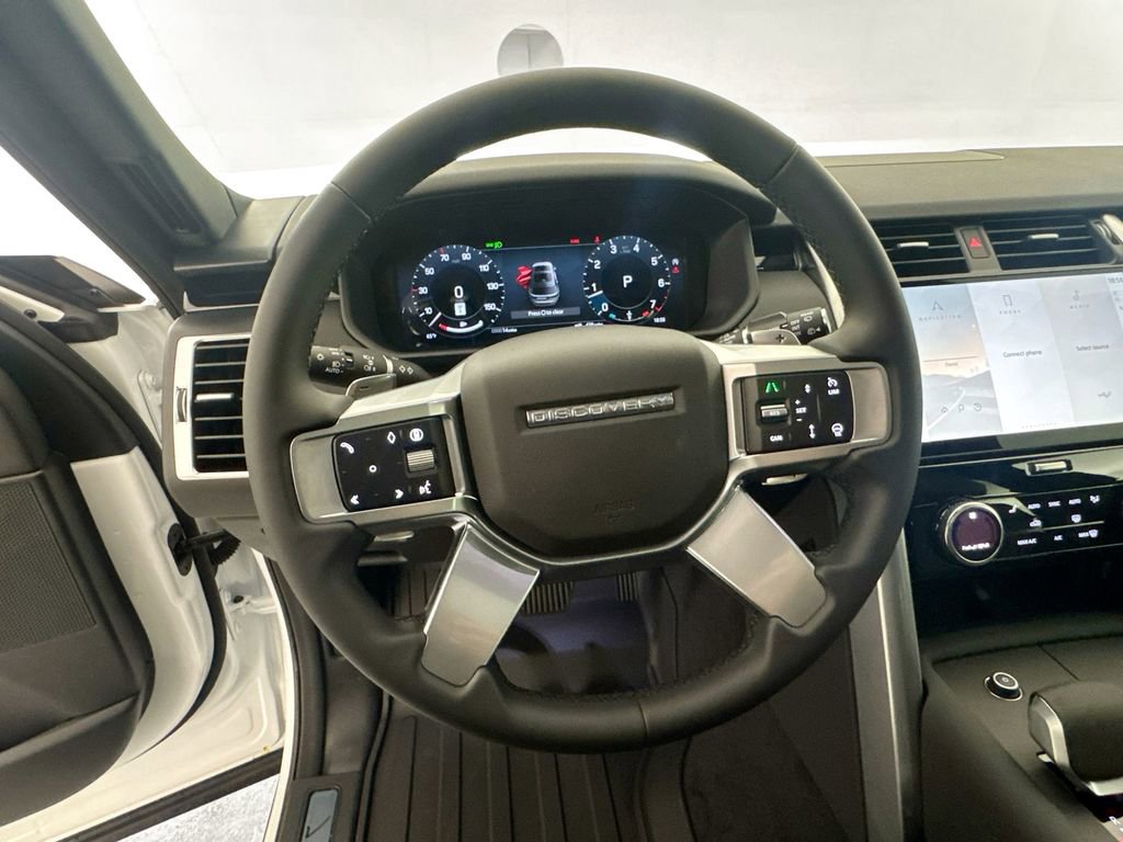 New 2026 Land Rover Discovery S AWD/4WD image 11
