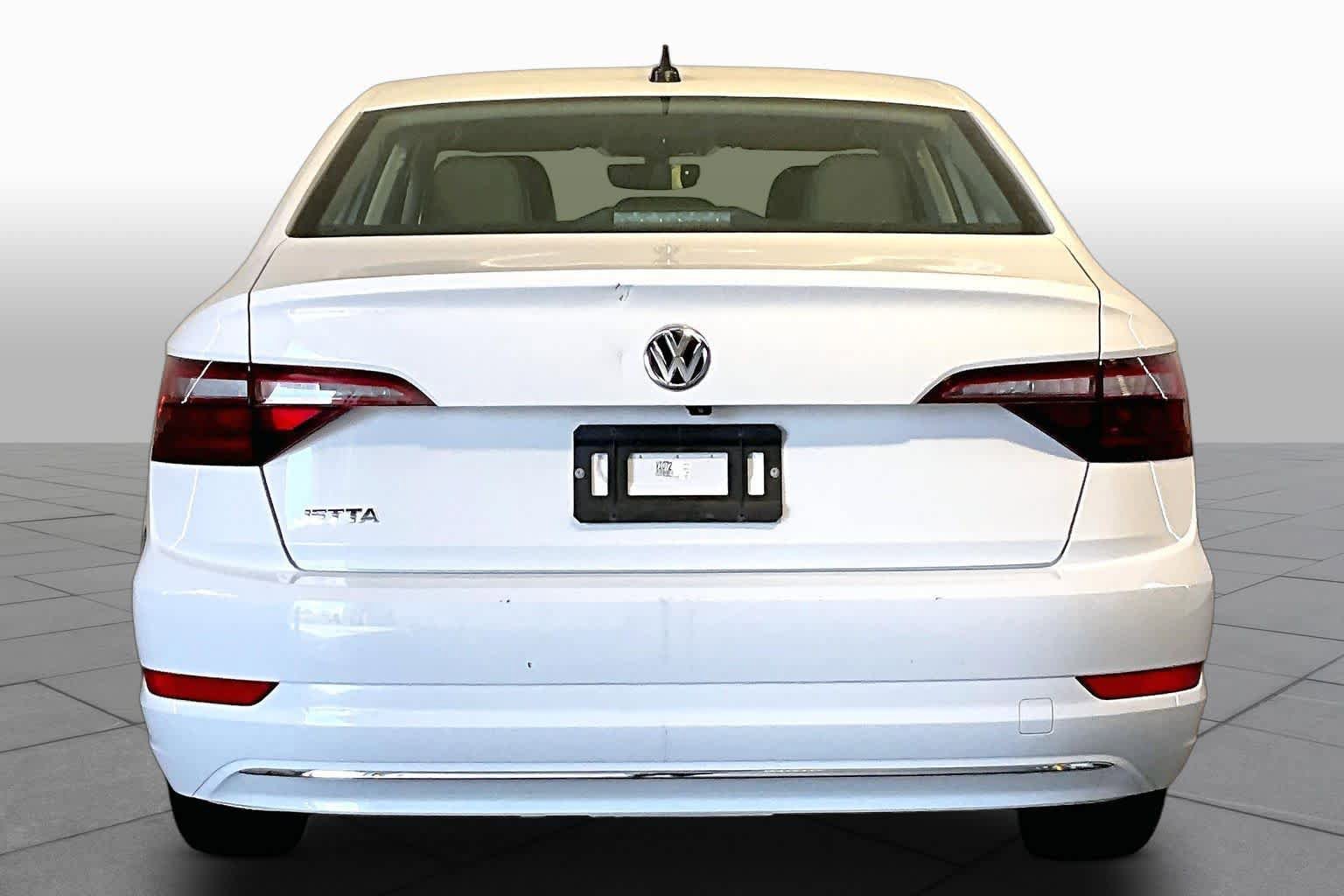 Used 2021 Volkswagen Jetta SE FWD image 5