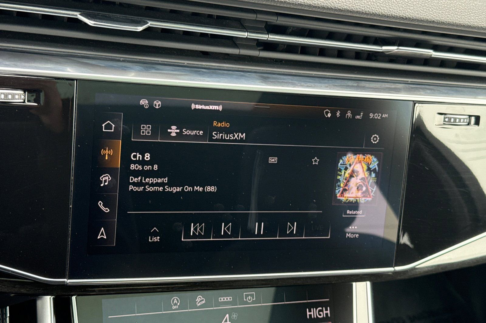 Used 2025 Audi Q7 3.0T Premium Plus image 19