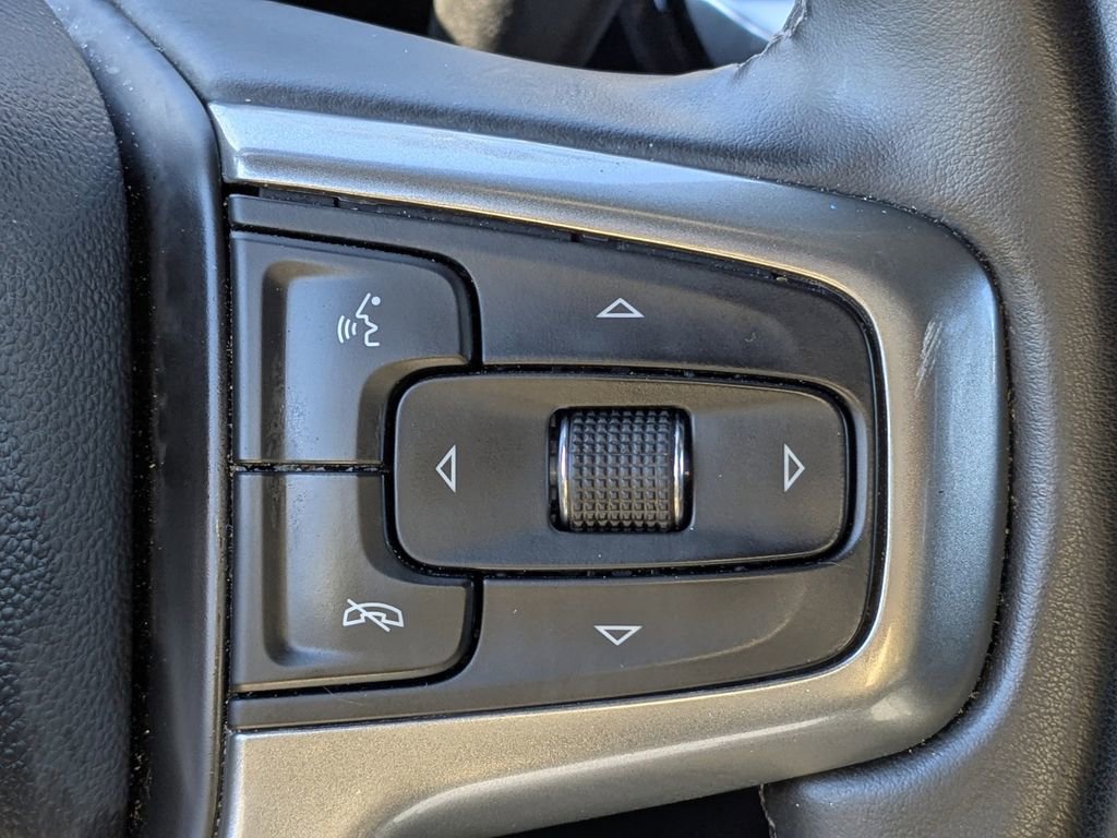 Used 2025 Chevrolet Silverado 1500 LT image 27