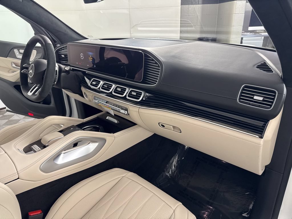 New 2026 Mercedes-Benz GLE 63 AMG S image 19