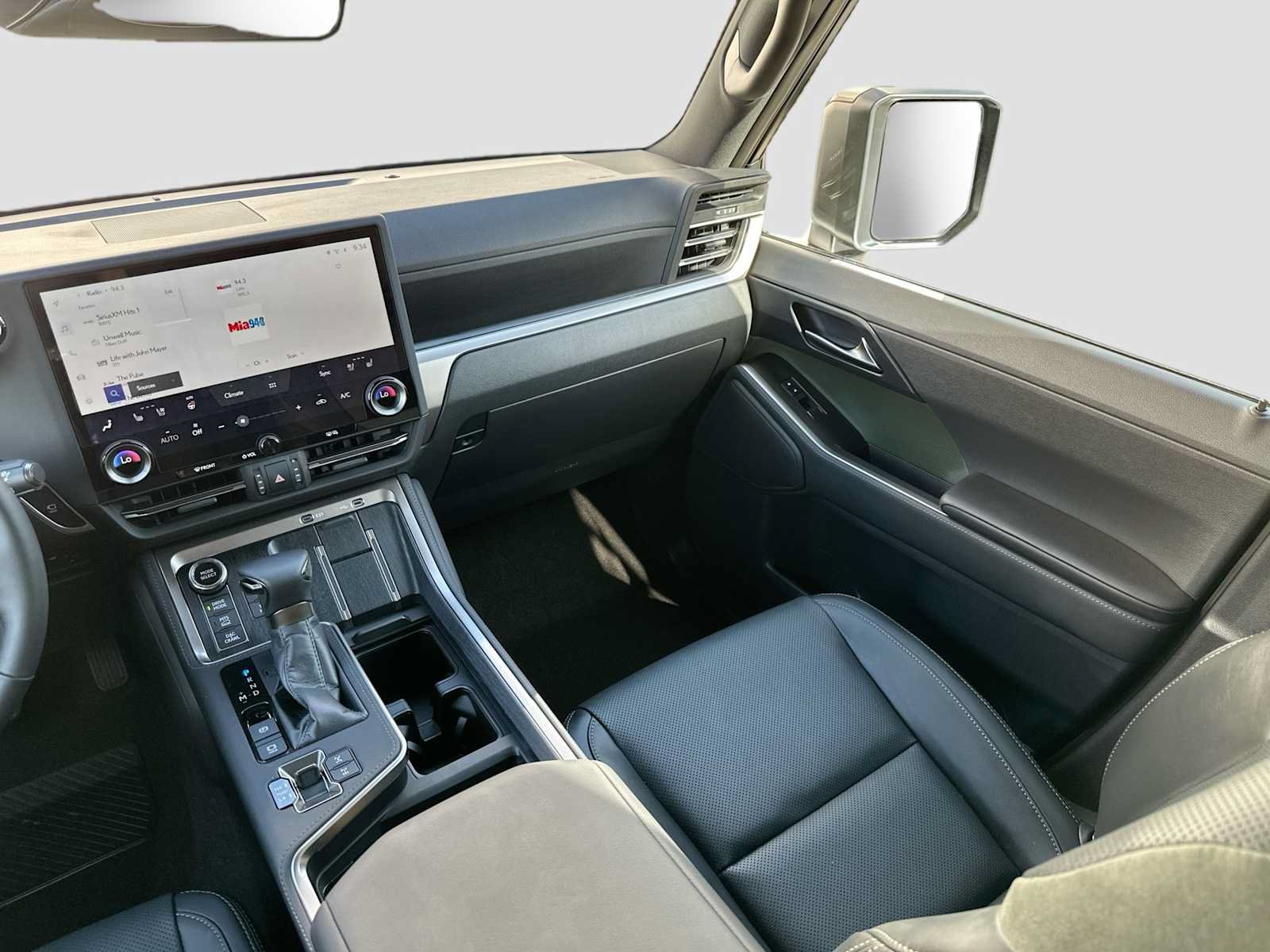 Used 2026 Lexus GX 550 AWD/4WD image 24