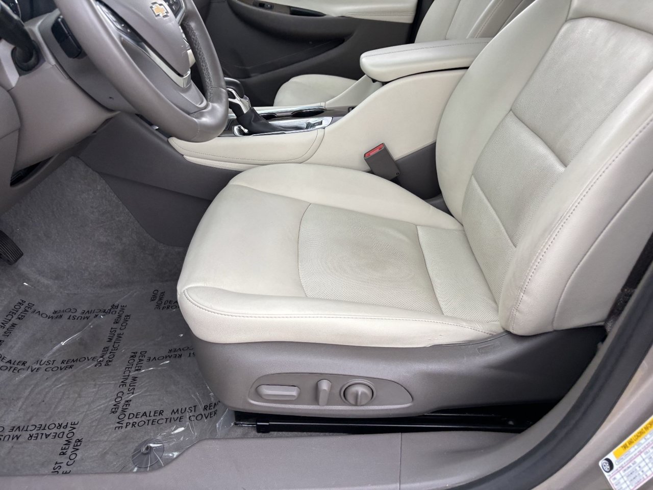 Used 2023 Chevrolet Malibu LT w/ LPO, Floor Liner Package FWD image 18