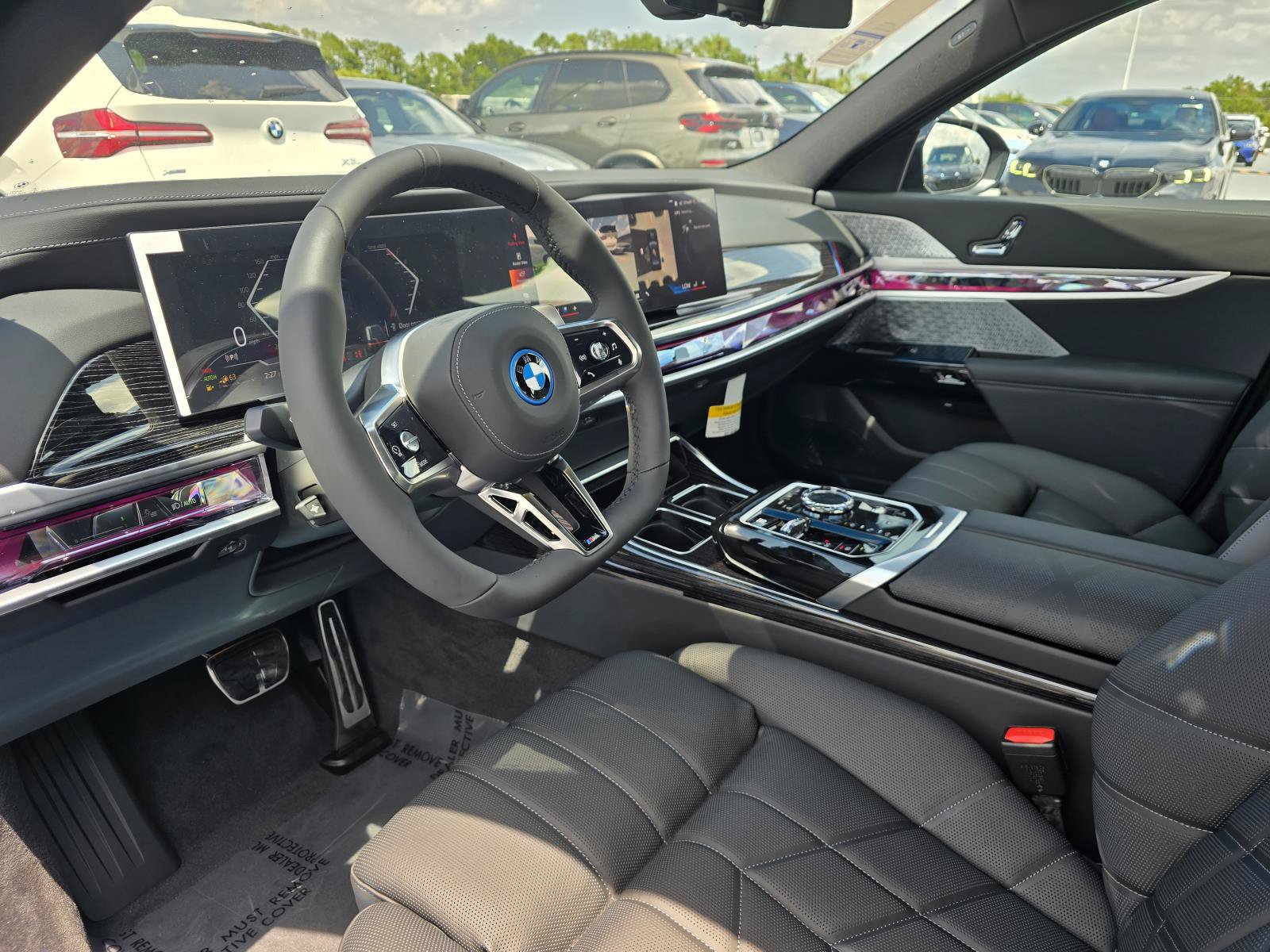 New 2026 BMW 750e xDrive AWD/4WD image 12