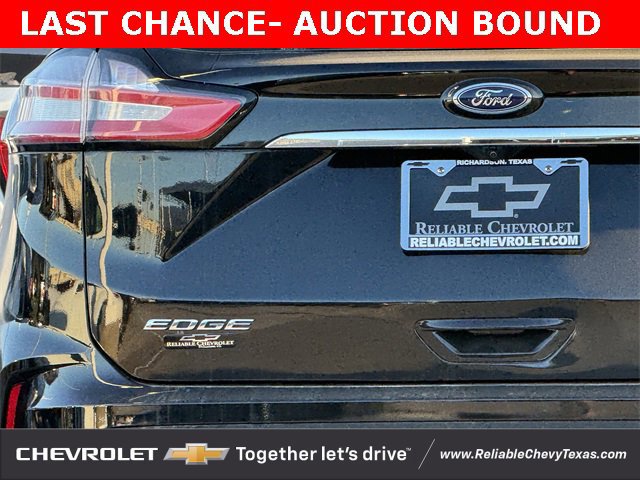 Used 2020 Ford Edge Titanium w/ Equipment Group 301A image 9