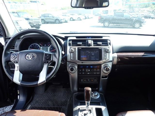 Used 2018 Toyota 4Runner Limited AWD/4WD image 13