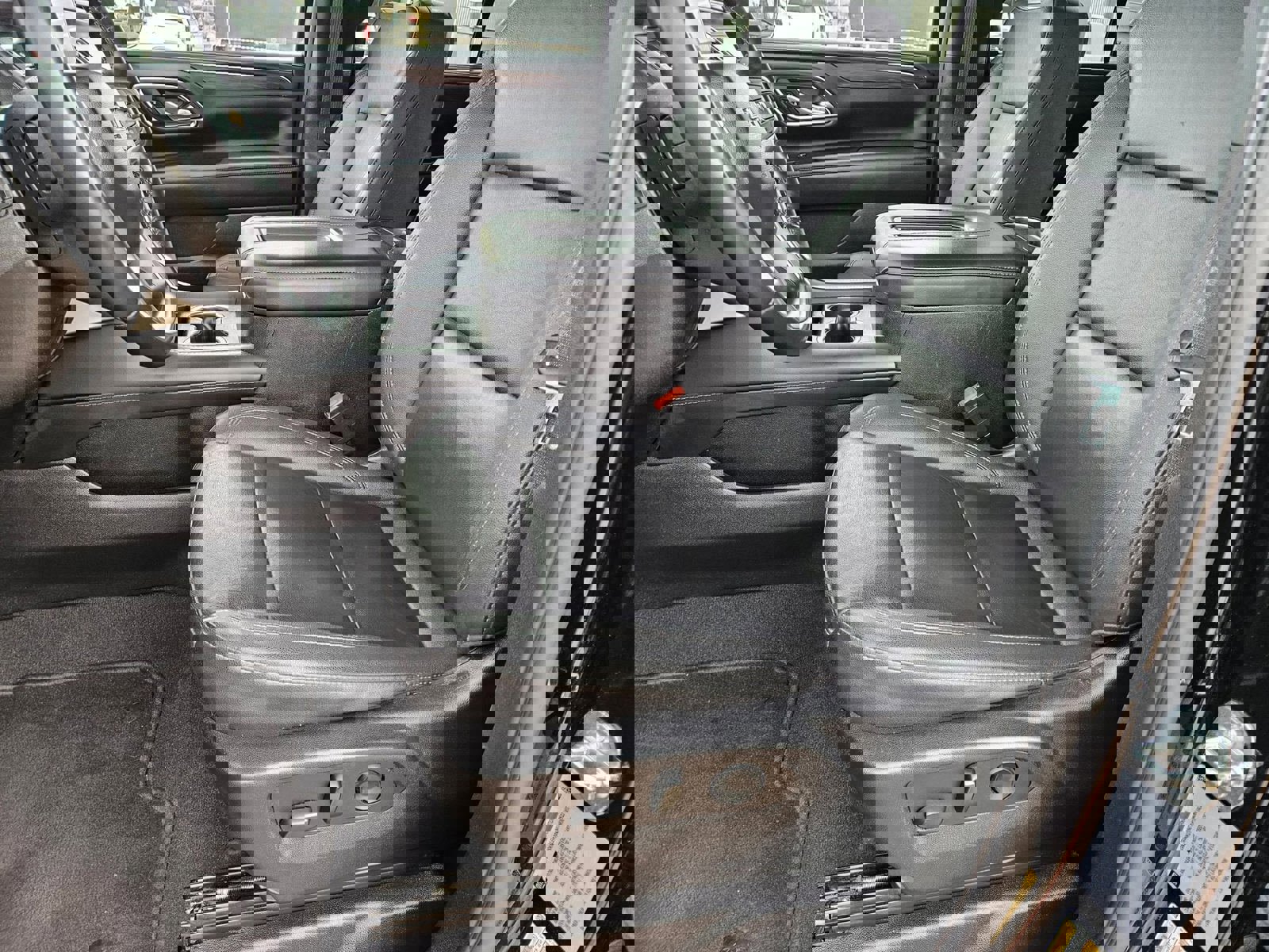 Used 2023 Chevrolet Tahoe LT image 22