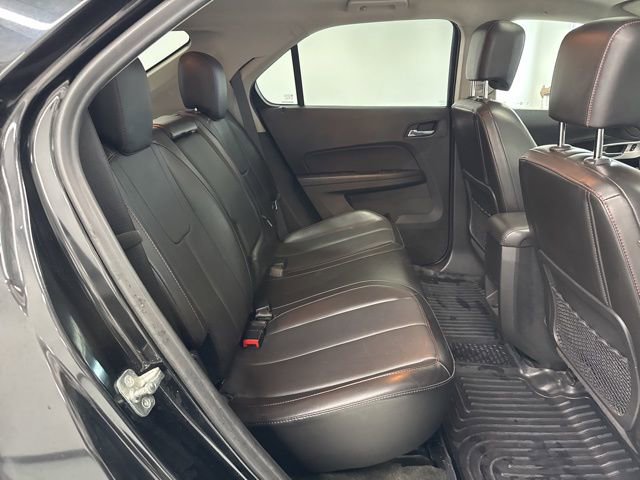 Used 2016 Chevrolet Equinox LTZ w/ Enhanced Convenience Package image 28