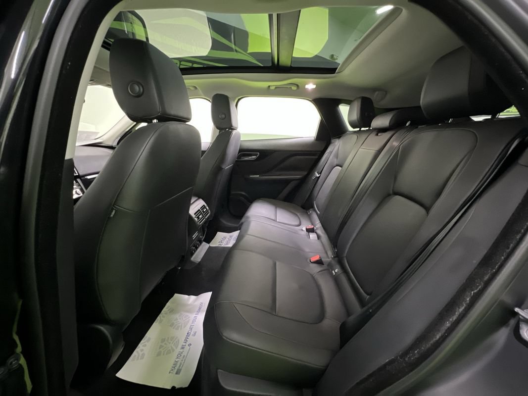 Used 2017 Jaguar F-PACE Premium AWD/4WD image 27