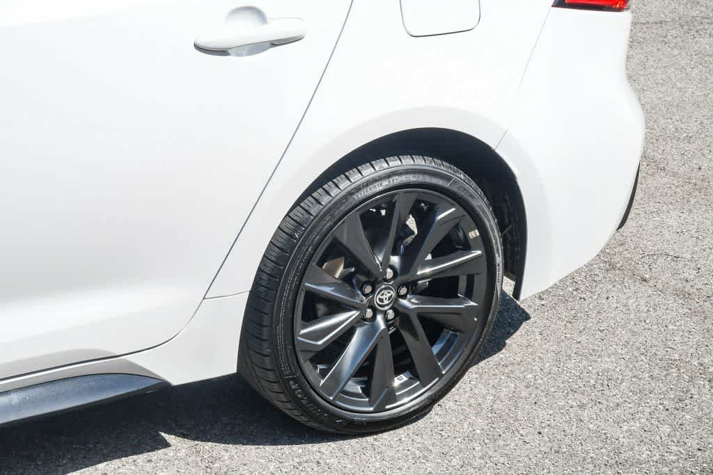 Used 2025 Toyota Corolla SE w/ Convenience Package FWD image 11