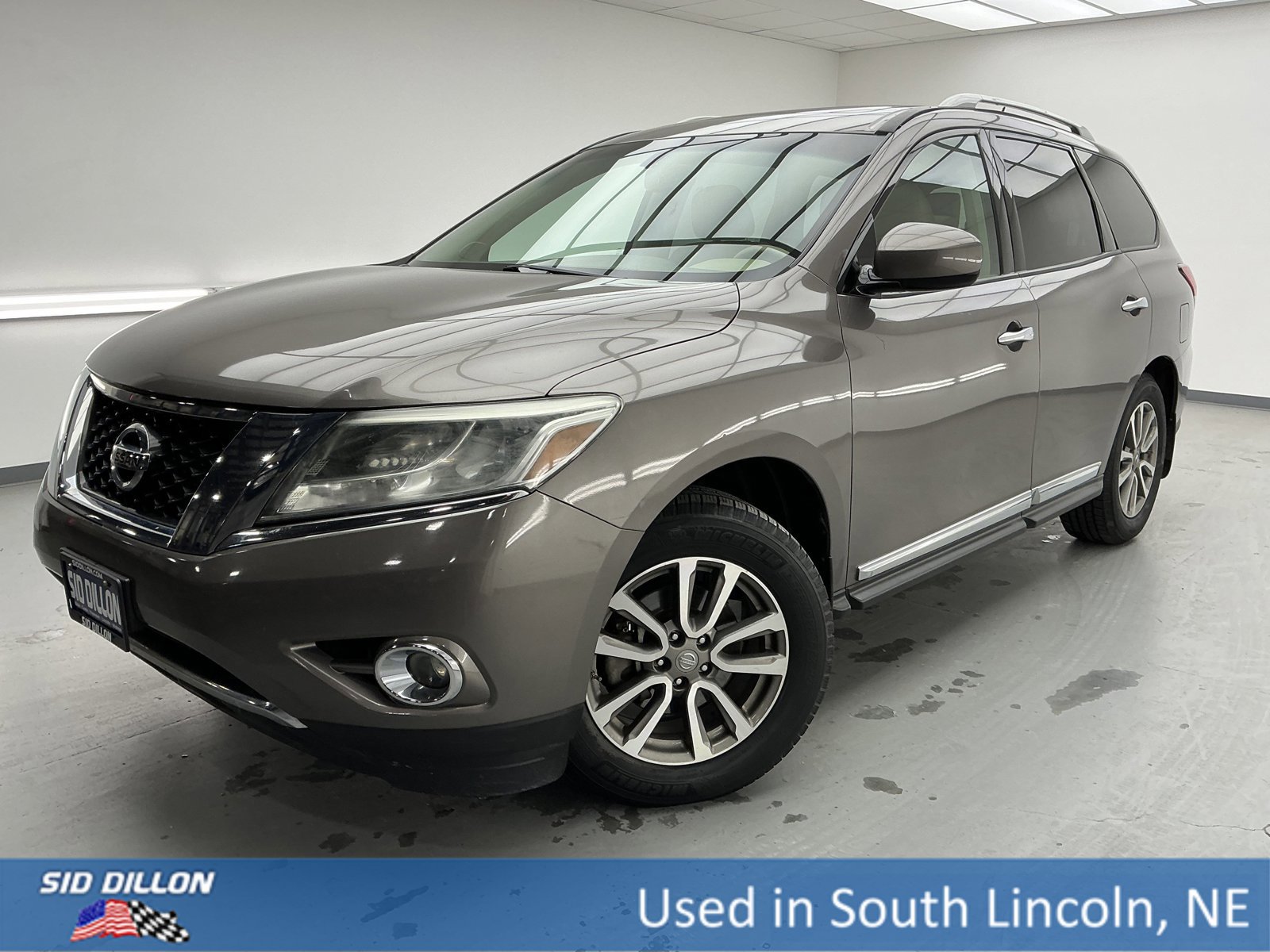 Used 2014 Nissan Pathfinder SL w/ SL Premium Package