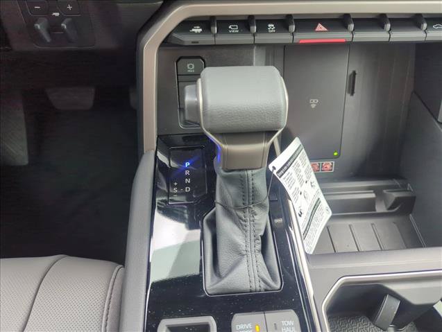 Used 2026 Toyota Tundra Limited AWD/4WD image 20