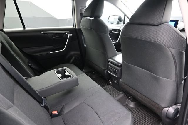 Certified 2023 Toyota RAV4 LE AWD/4WD image 17