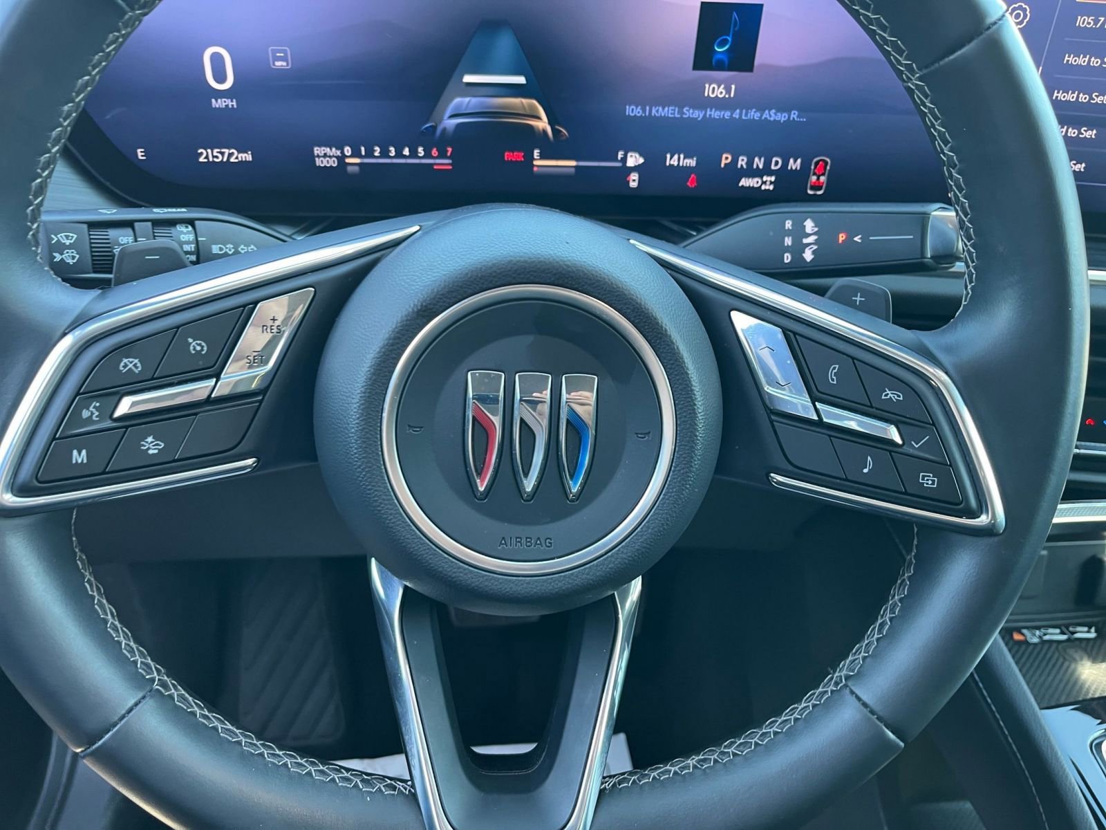 Used 2024 Buick Envision Preferred image 29