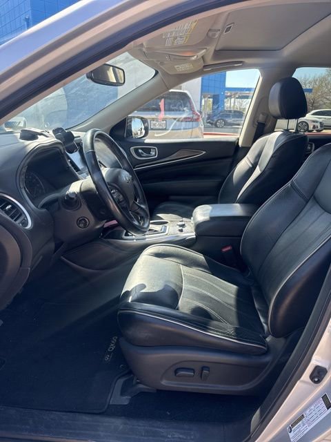 Used 2018 INFINITI QX60 FWD image 4