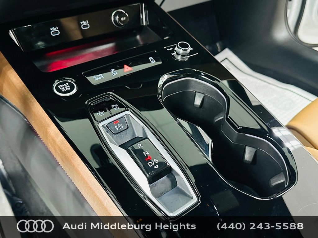 Used 2025 Audi A5 2.0T Premium Plus w/ Premium Plus image 16