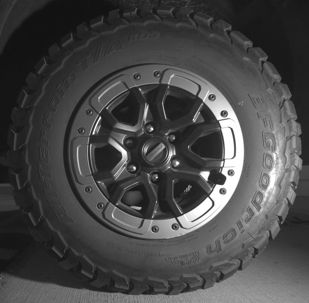 Certified 2025 Ford Ranger Raptor AWD/4WD image 13