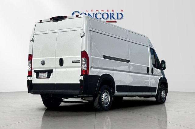 Used 2025 RAM ProMaster 2500 w/ Convenience Group FWD image 4