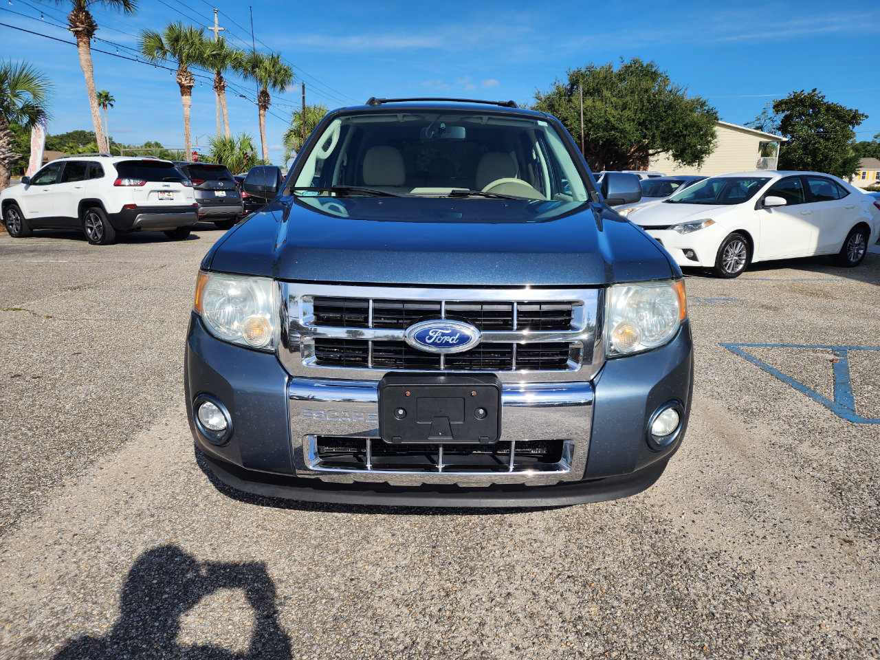 Used 2010 Ford Escape Limited image 8