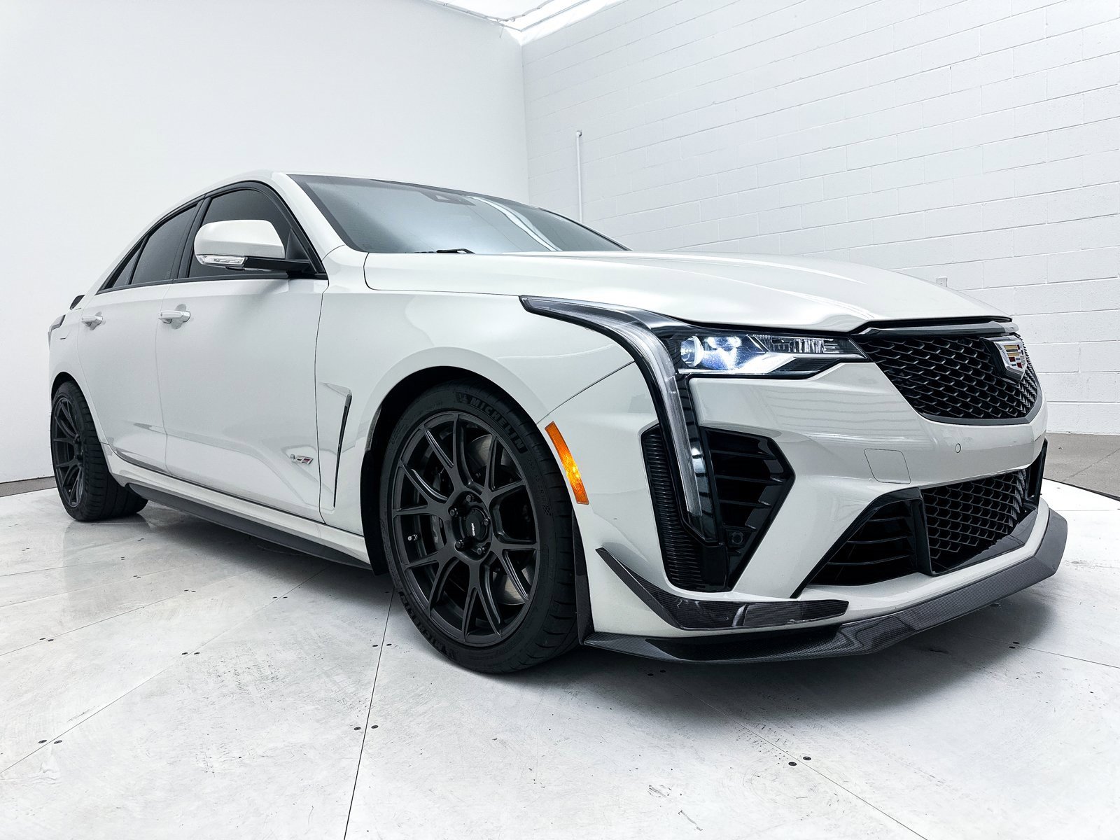 Used 2022 Cadillac CT4 V Blackwing w/ Carbon Fiber 1 Package image 15