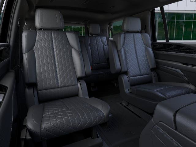 New 2026 Cadillac Escalade IQL Sport 1 w/ LPO, ONYX Package AWD/4WD image 17