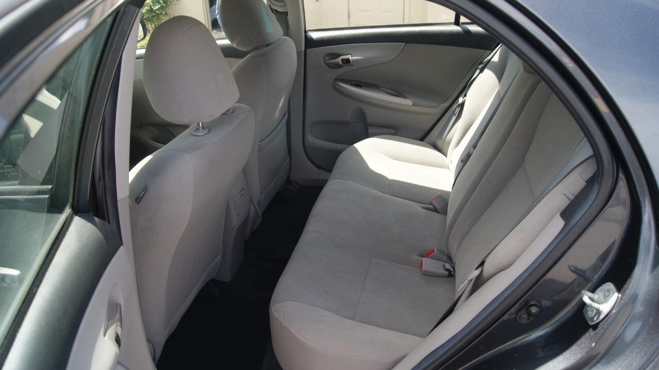 Used 2012 Toyota Corolla LE image 6