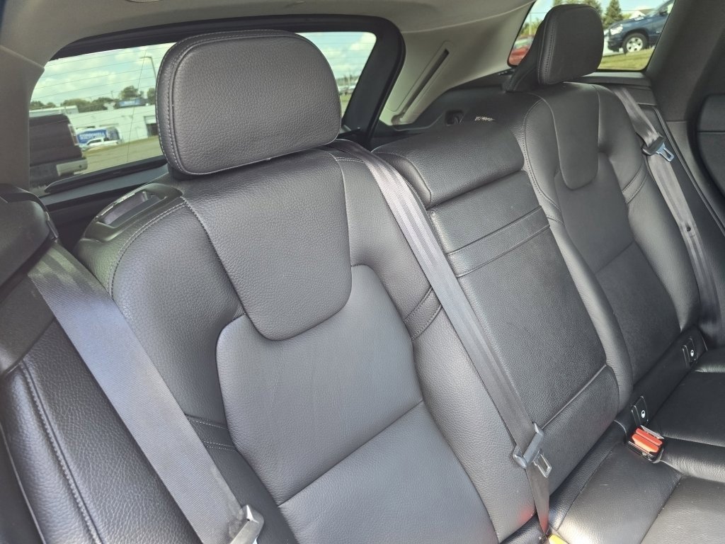 Used 2019 Volvo XC60 T6 Inscription w/ Protection Package Premier image 19