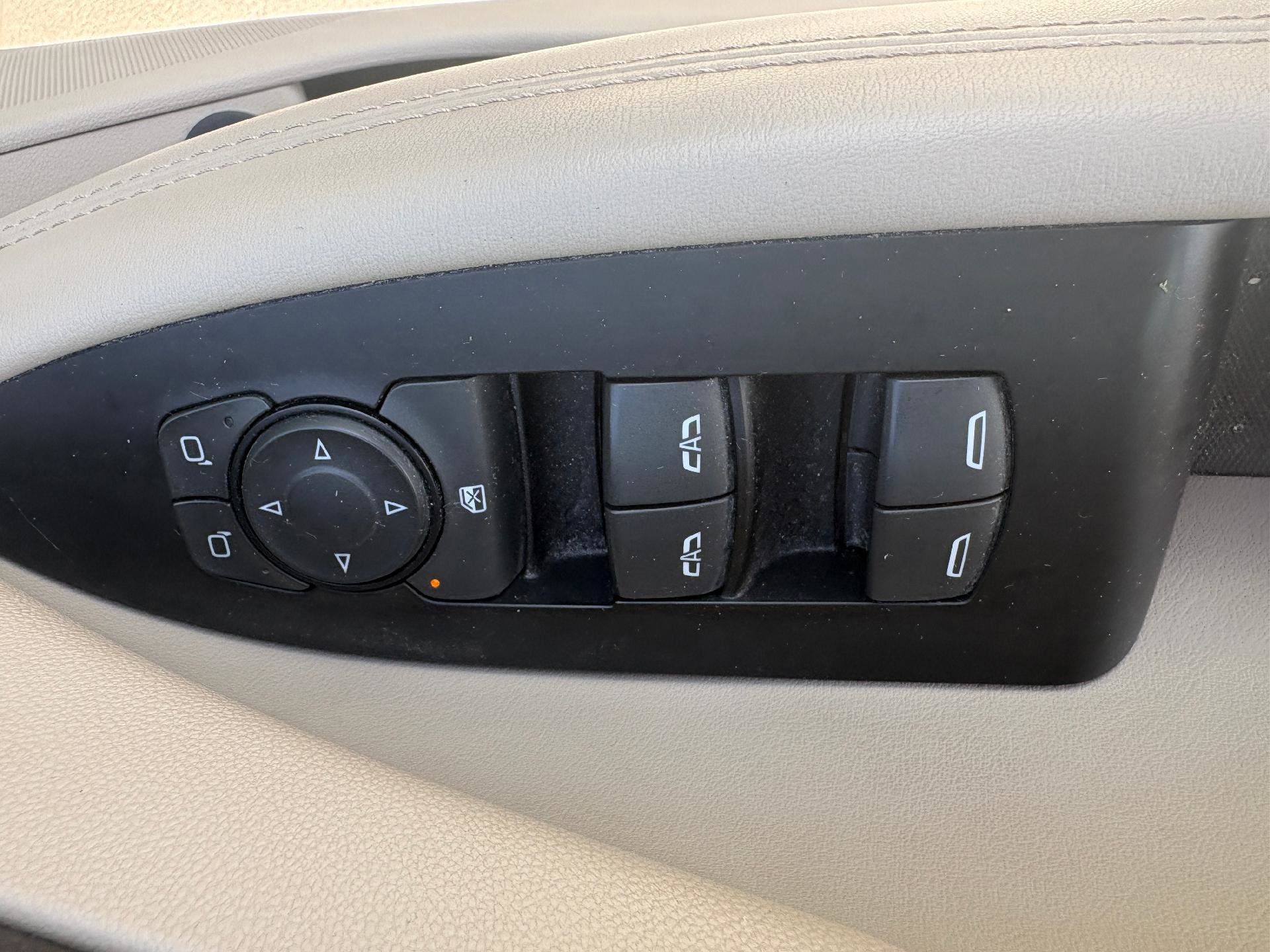 Used 2017 Buick LaCrosse Essence w/ Sights and Sounds Package image 18