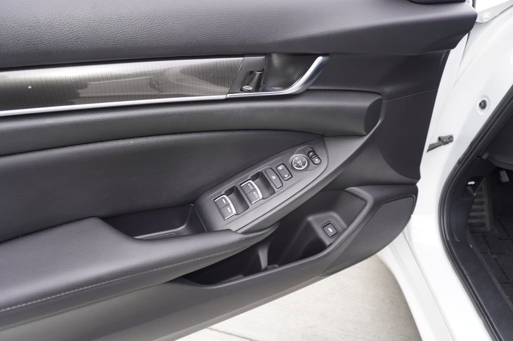 Used 2021 Honda Accord Sport image 16