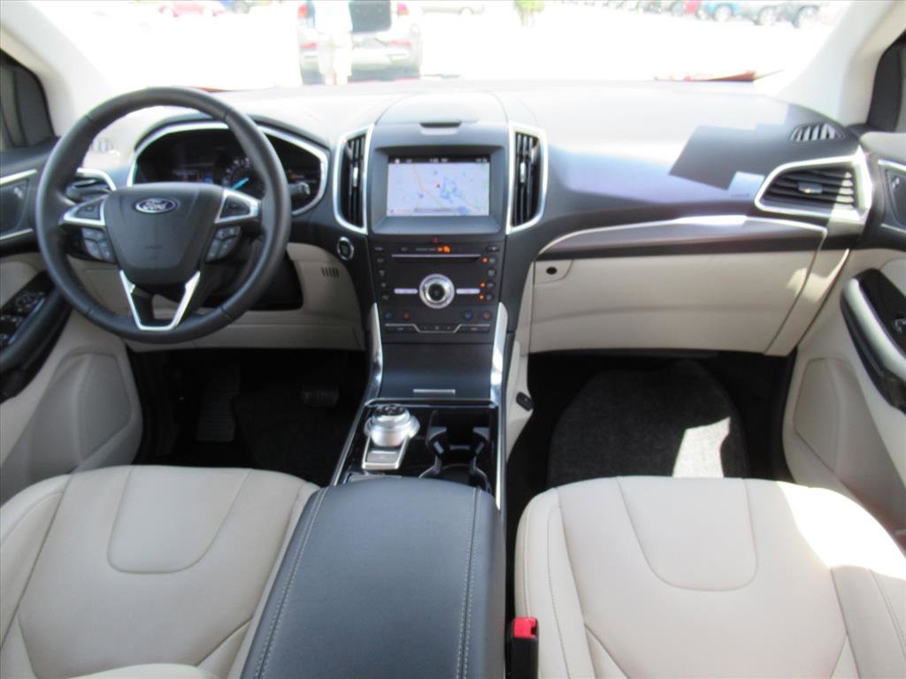 Used 2019 Ford Edge Titanium w/ Equipment Group 301A image 12