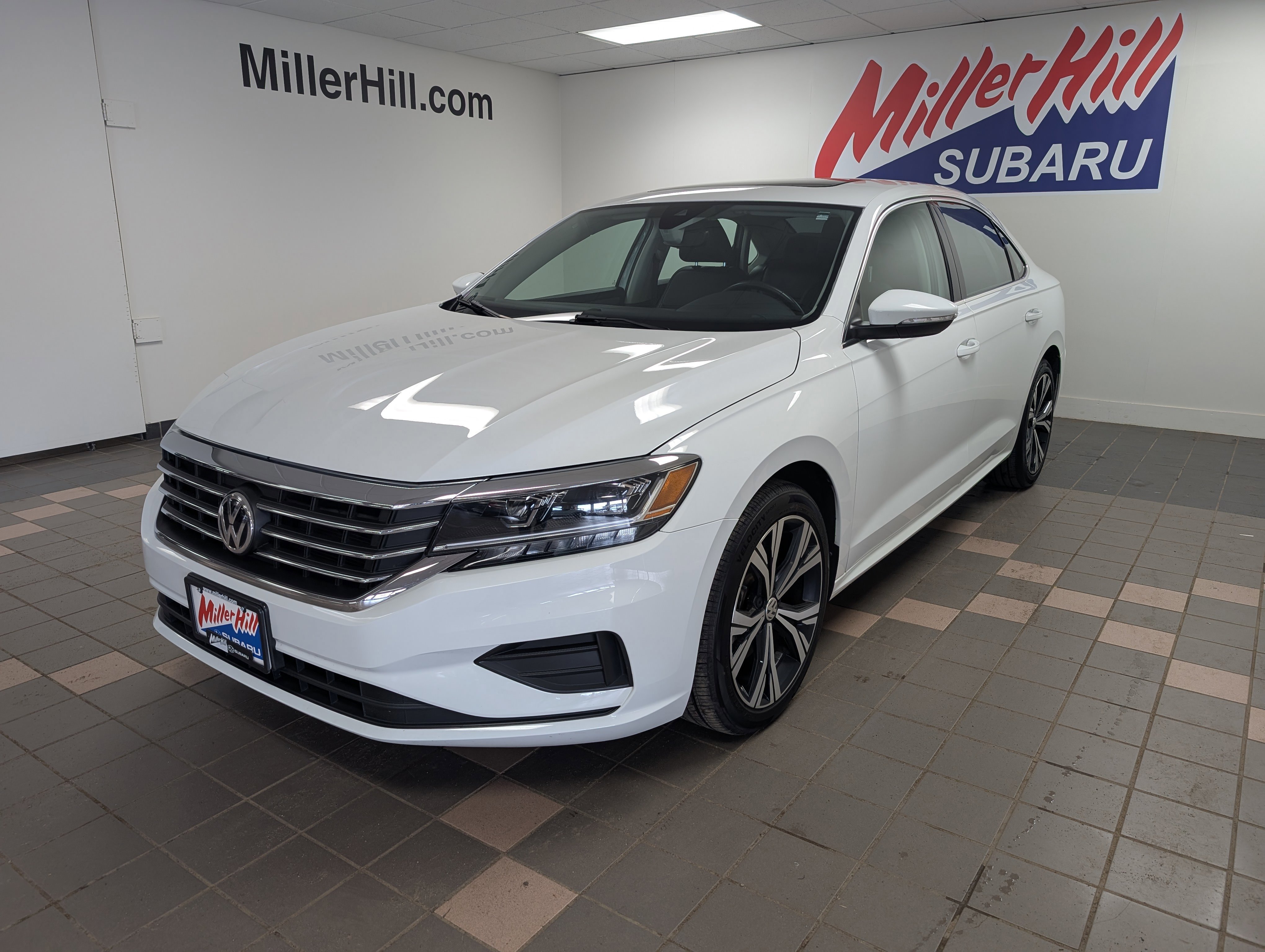 Used 2022 Volkswagen Passat 2.0T SE