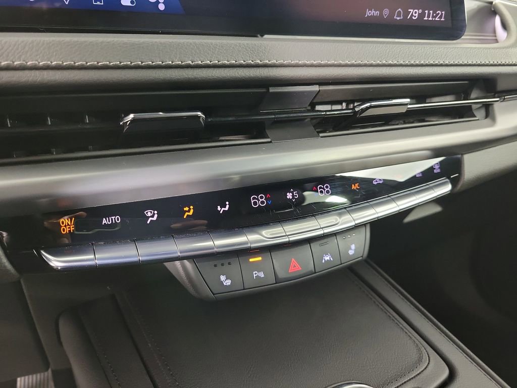 Certified 2024 Cadillac XT4 Premium Luxury w/ Active Safety Package image 27