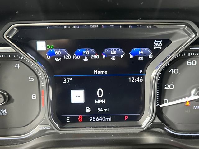 Used 2021 GMC Yukon XL Denali w/ Denali Premium Package image 18