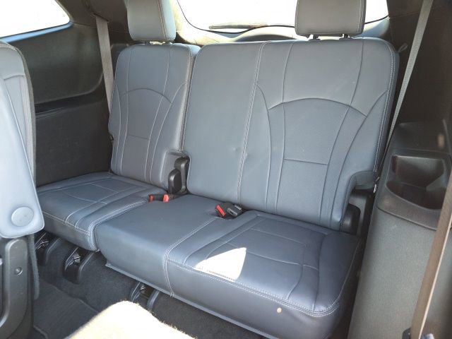 Used 2024 Buick Enclave Premium AWD/4WD image 42
