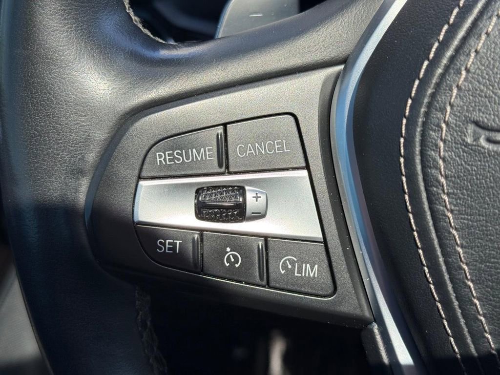 Used 2019 BMW X5 xDrive40i w/ Convenience Package AWD/4WD image 17