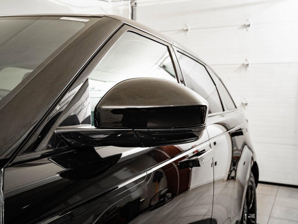 Used 2022 Land Rover Range Rover Velar R-Dynamic S image 17