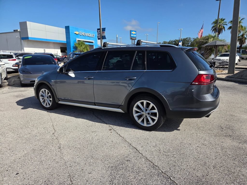 Used 2017 Volkswagen Golf Alltrack S AWD/4WD image 9