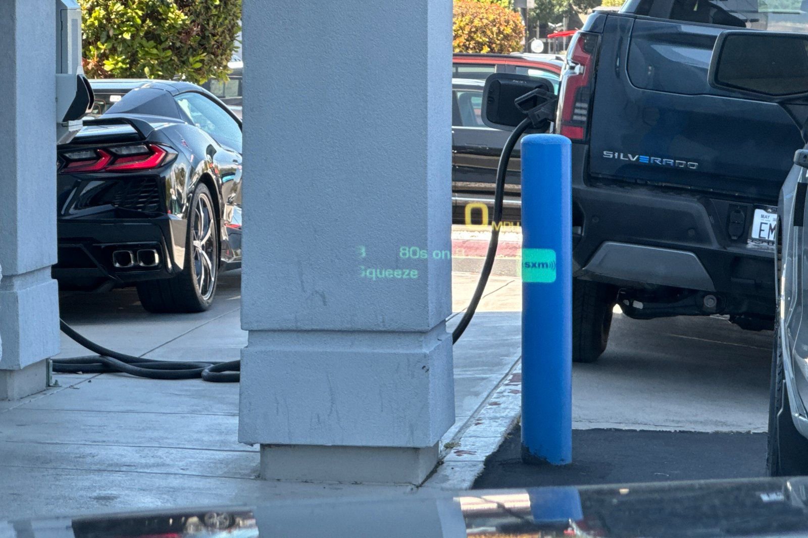 Used 2019 Cadillac Escalade ESV Platinum image 41