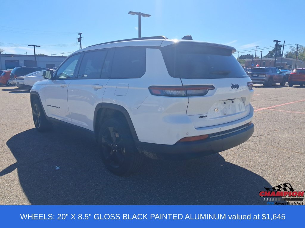 Used 2023 Jeep Grand Cherokee L Laredo AWD/4WD image 3