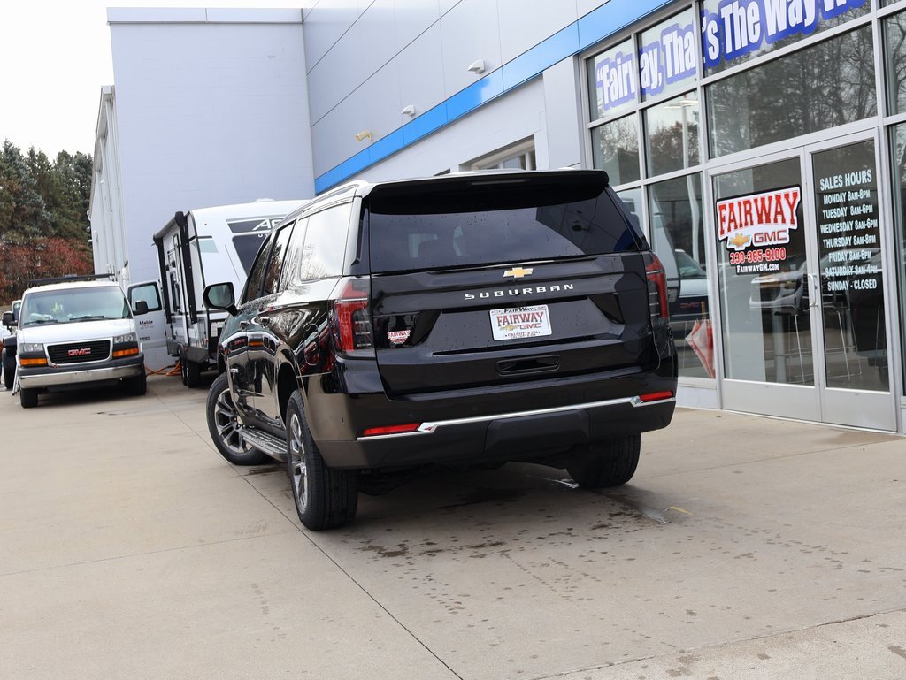 New 2026 Chevrolet Suburban LS image 40
