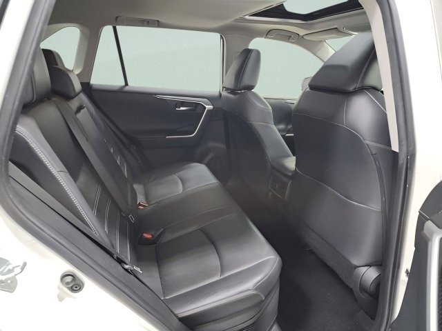 Used 2019 Toyota RAV4 Limited w/ Limited Grade Weather Package image 17