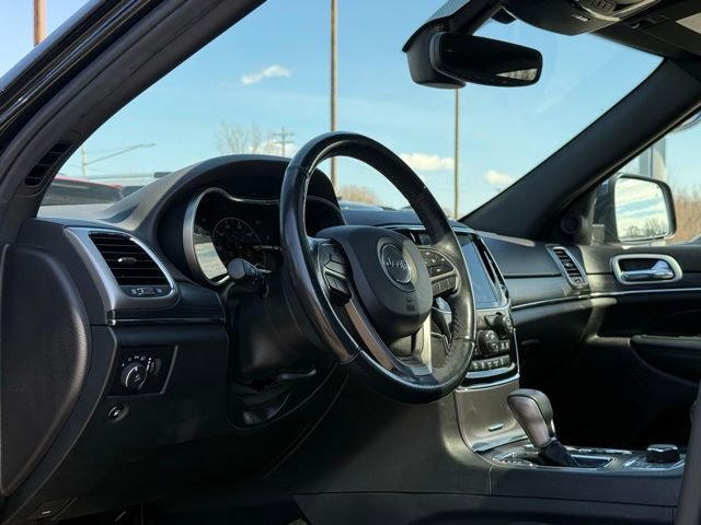 Used 2019 Jeep Grand Cherokee Limited image 13