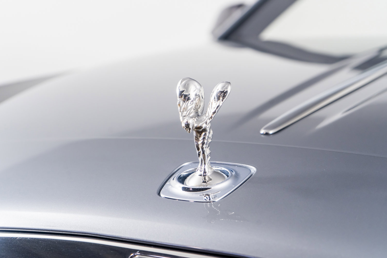 Used 2017 Rolls-Royce Dawn image 25