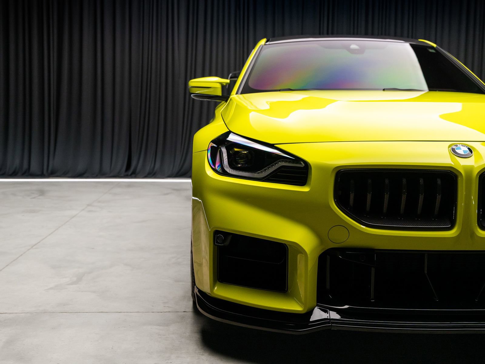 Used 2025 BMW M2 w/ Lighting Package image 18