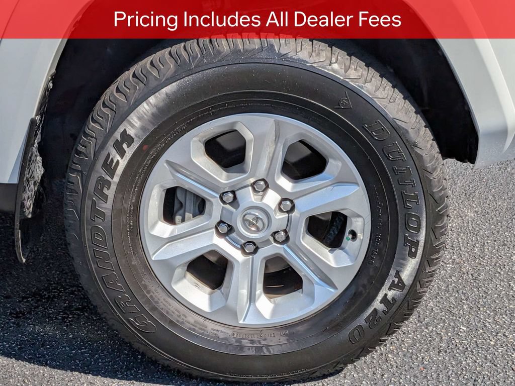 Certified 2023 Toyota 4Runner SR5 AWD/4WD image 12