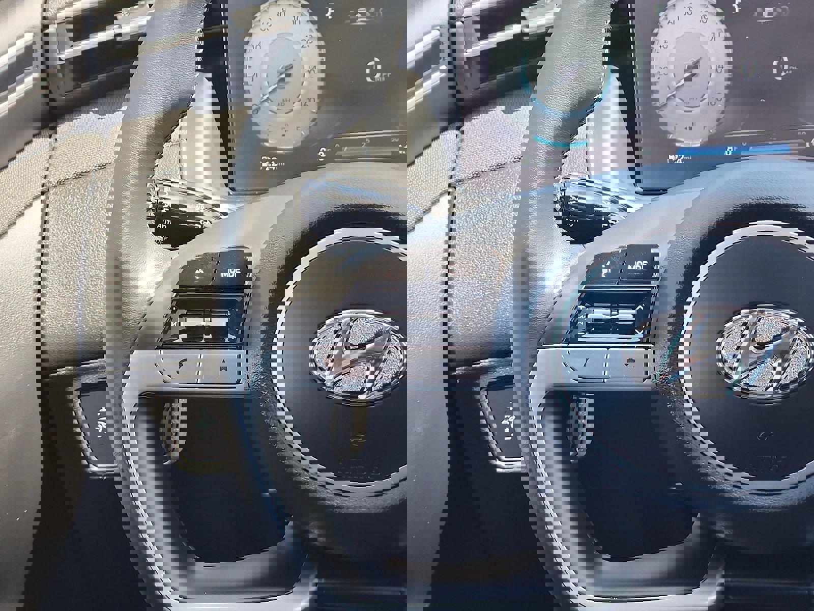 Used 2023 Hyundai Tucson SEL w/ Convenience Package AWD/4WD image 15